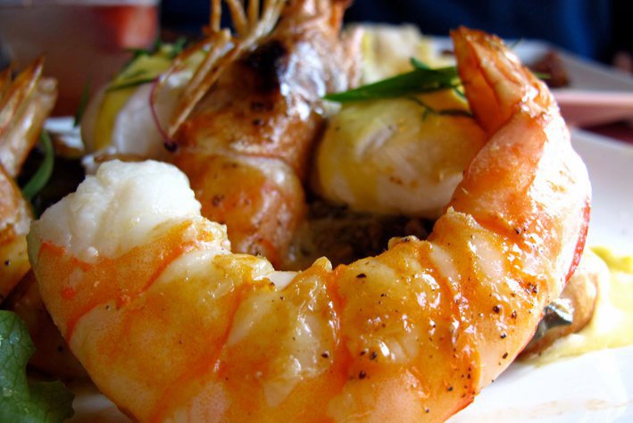 Dining-Maharlika-NYC-Restaurant-Lobster-Detail