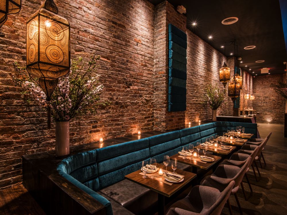 Dining-Samui-Brooklyn-Restaurant-Night-Side-Tables
