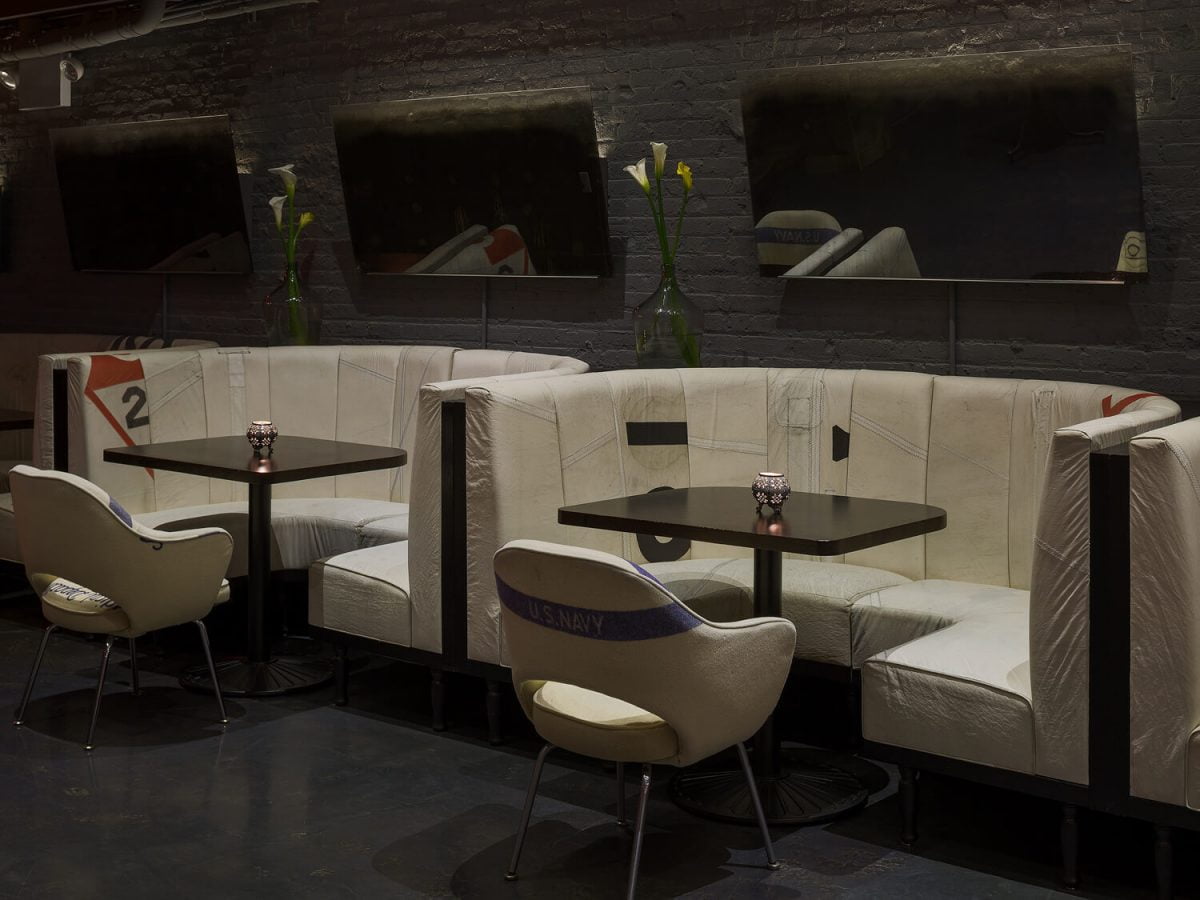 Dining-The-Ship-NYC-Restaurant-Bar-Corner-Tables