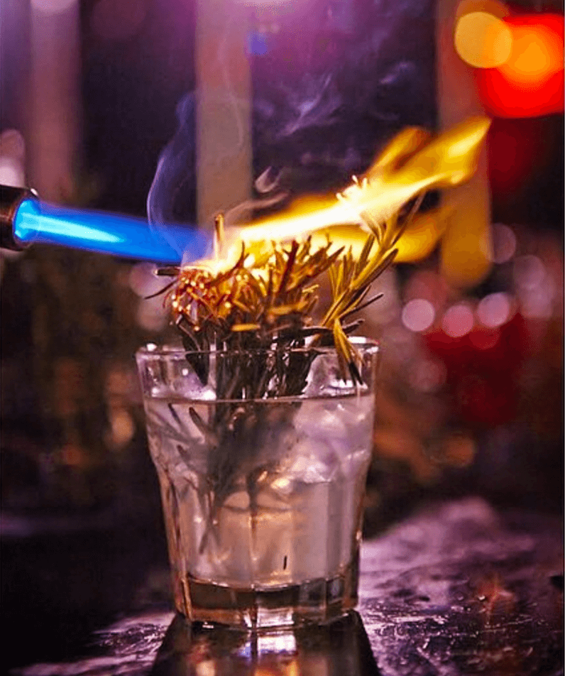 Nightlife-Bars-Queen-of-the-Night-Cocktail