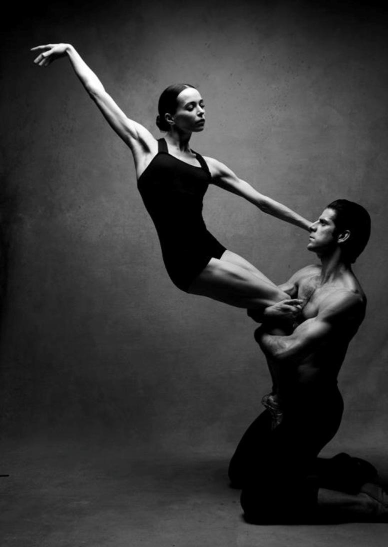 Events-Up-Coming-Diana Vishneva-Farewell-Photo-Patrick-Demarchelier-Leg-Balance