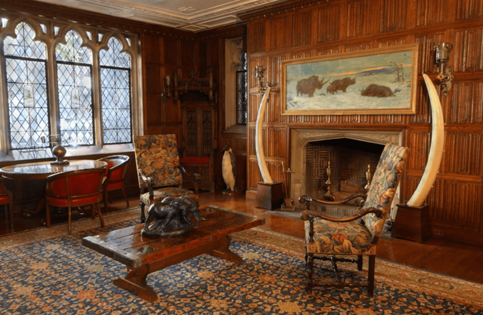 Curiosities-Our-Bucket-Lists-5-Offbeat-Museums-NYC-Explorers-Club-Fireplace